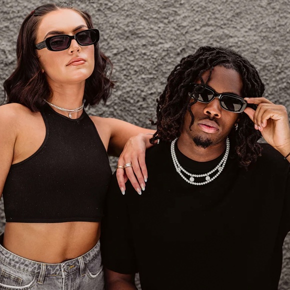 Black Small Square Men Women Trendy Fashion Rectangle Frame UV 400 Sunglasses - Picture 3 of 5